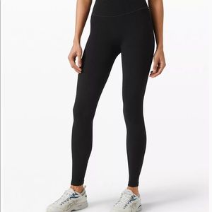 “Keep the heat” thermal LULULEMON leggings